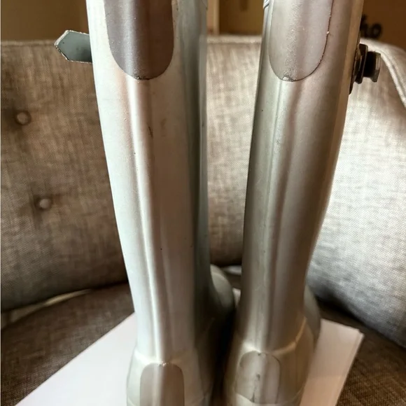 Hunter Unisex Metallic Silver Boots - Picture 5 of 9